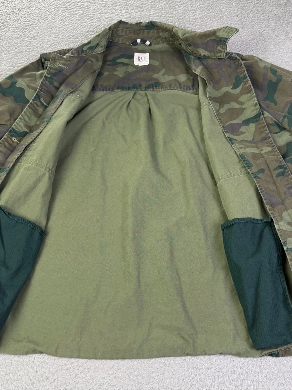 Gap Utility Shirt Shacket Womens XL Green Camo Button Outdoors Military  Y2K - Picture 7 of 11